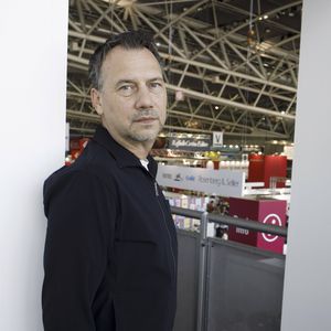 Sebastian Fitzek vergleicht sein Smartphone mit "Crack"