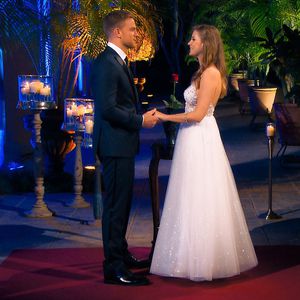 Gab's noch nie: Bachelor Basti vergibt im Finale keine Rose