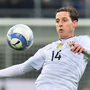 Endlich Papa! DFB-Held Sebastian Rudy im Babyglück