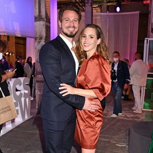 Sebastian und Angelina Panneks drittes Kind ist auf der Welt