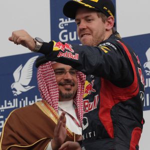 Sebastian Vettels Wachsfigur hat den Vettel-Finger