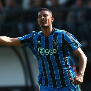 Nach Krebs: Sébastien Haller macht Hattrick im zweiten Spiel