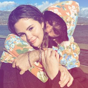 Total verliebt: So glücklich ist Selena Gomez mit Benny!