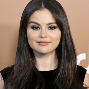 Selena Gomez hat zittrige Hände wegen der Lupus-Medikamente