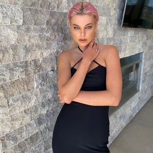 Pinkfarbener Vokuhila: GNTM-Selma liebt ihren neuen Look