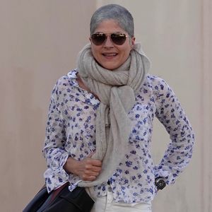 Wieder bei Kräften: Selma Blair ohne Gehhilfe unterwegs!