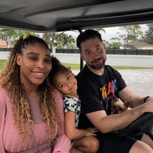 Seltenheit: Serena Williams zeigt sich mit Mann und Tochter