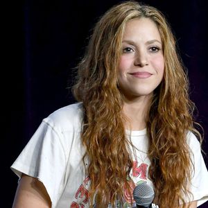 Irre: Megastar Shakira verklagt den deutschen Rapper Samra!