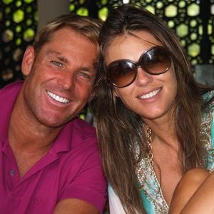 Shane Warnes Tod: Ex-Verlobte Liz Hurley meldet sich zu Wort