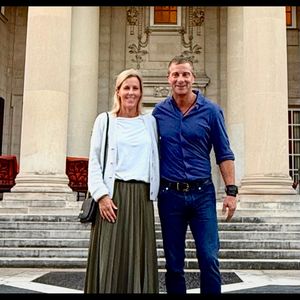 Abenteurer Bear Grylls teilt seltenes Foto mit seiner Frau