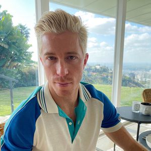 Ungewohnt: Shaun White zeigt sich mit blonder Haarpracht!