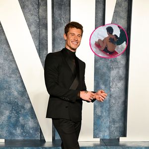 Spaß im Schnee: Shawn Mendes geht halb nackt Schlittenfahren