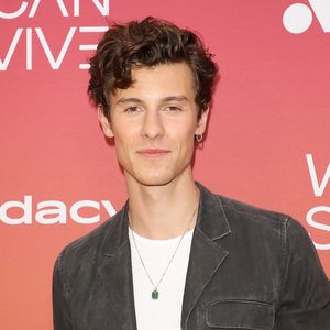 "Ertrinke": Shawn Mendes teilt emotionale Gedanken in Brief