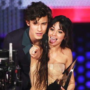 Camila Cabello und Shawn Mendes knutschen beim Coachella!