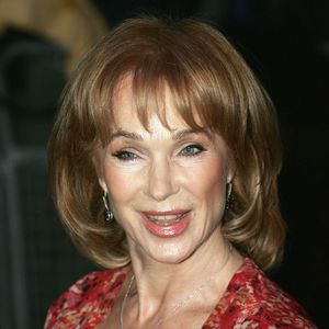 Schauspiellegende Shirley Anne Field verstirbt mit 87 Jahren
