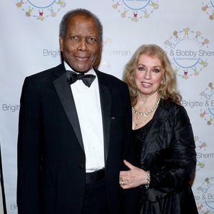 Rührend: Familie verabschiedet sich von Sidney Poitier (†94)