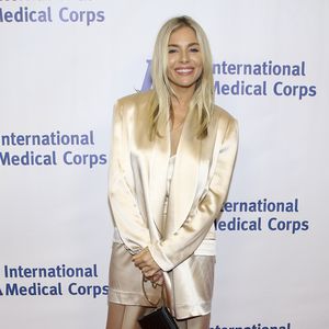 Erwischt: Sienna Miller verlässt Friseursalon