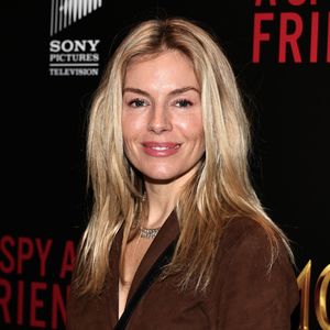 Sienna Miller musste nach Trennung ihrer Eltern ins Internat
