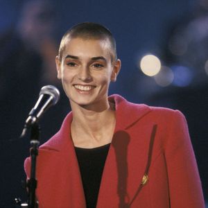 Das war der traurige Grund für Sinéad O'Connors kurze Haare