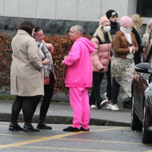 Sinéad O'Connor trug bei Beerdigung ihres Sohnes Shane Pink