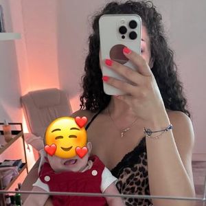 Süßer Moment: Siria Longo teilt Mama-Glück mit ihren Fans