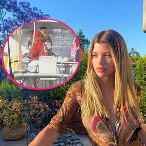 Neuer Flirt? Sofia Richie kuschelt innig mit Unbekanntem