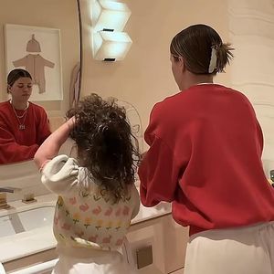 Sofia Richie zeigt seltenen Einblick mit Tochter Eloise