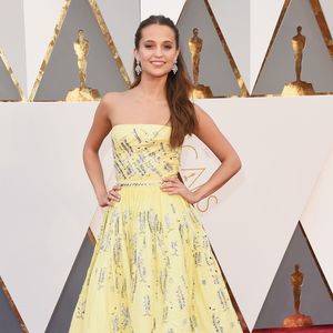 Glänzende Traumfrauen: Das sind die schönsten Oscar-Kleider