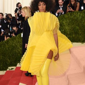 Coachella-Fail: Wie läuft Solange Knowles denn bloß rum?