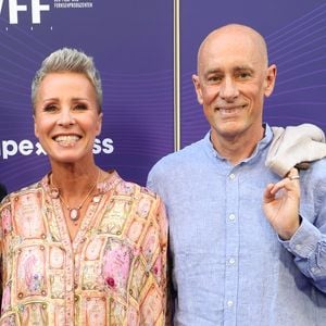 Seltener Auftritt mit Ehemann Jens: Sonja Zietlow strahlt
