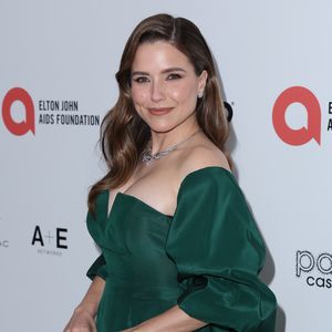 Sophia Bush outet sich als queer und bestätigt neue Liebe!