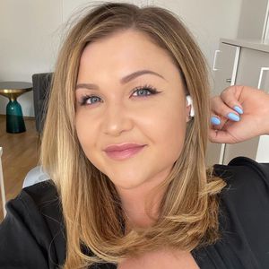Nach Monaten wieder im Gym: Sophia Thiel schwächelt etwas