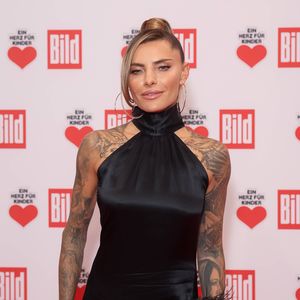 Sophia Thomalla teilt ihre Vorfreude auf die Reality Awards