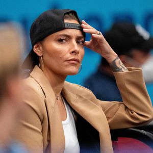 Als Physio: Sophia Thomalla schummelte sich zu Alex' Spiel