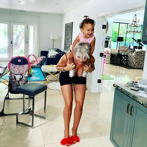 Zerzauste Frisur! Sophia Vegas teilt süßes Bild mit Amanda