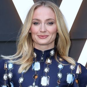 Ikonisch: Sophie Turner wird zu Lara Croft in Amazon-Serie