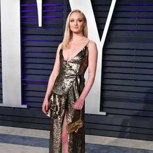 Bestätigen diese Bilder Sophie Turners Schwangerschaft?