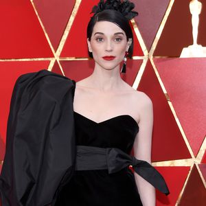 Überraschung: St. Vincent hat mit ihrer Ehefrau eine Tochter