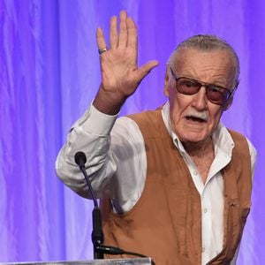 Mit 95 Jahren: Stan Lee kämpft gegen Lungen-Entzündung!