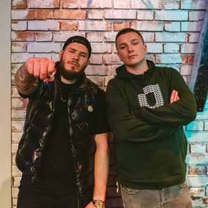 Überraschung! Aaron Troschke klingelt Promis aus dem Schlaf