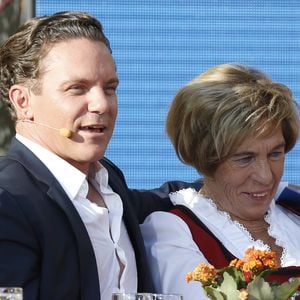 Stefan Mross meldet sich erstmals nach dem Tod seiner Mutter