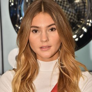 Gelb-Alarm: Steffi Giesinger knallig zur Fashion Week in NY!