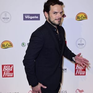 1. Bilder: Steffen Henssler gräbt in seiner Show Sabia an!