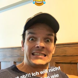 Wegen Bachelorette-Doppelgänger: Henssler rasiert Bart ab!
