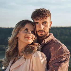 Mit etwas Abstand: Julian sieht "Temptation Island" positiv