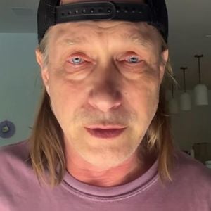 Sorge um Hailey Biebers Vater Stephen nach bizarrem Video