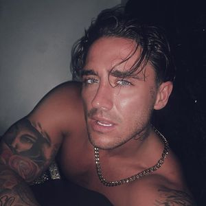 "Gebrochen": Stephen Bear weint im Gefängnis seit Tagen!