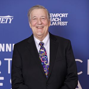 Diese Interviewfragen brachten Stephen Fry ins Schwitzen