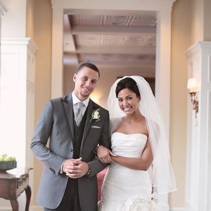 So süß gratuliert Stephen Curry Ayesha zum 13. Hochzeitstag!