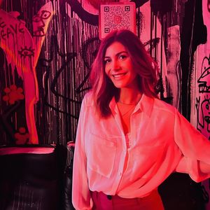 Wie im TV: Stephie Stark deprimiert Dating auch im Real Life